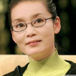 潘虹简历及个人资料简介,影视界璀璨明珠，艺术人生的多彩篇章